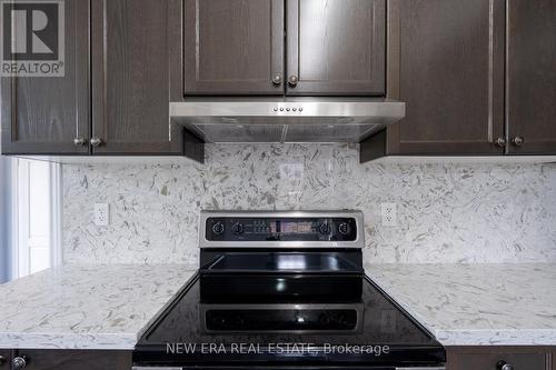 2494 Earl Gray Avenue, Pickering (Duffin Heights), ON - Indoor Photo Showing Kitchen