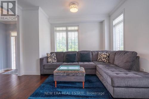 2494 Earl Gray Avenue, Pickering (Duffin Heights), ON - Indoor Photo Showing Living Room