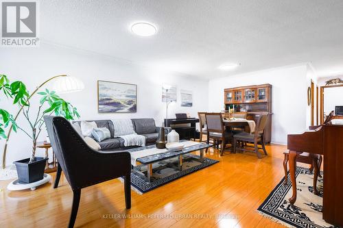24 Evansville Road, Toronto, ON - Indoor Photo Showing Living Room