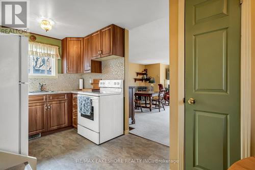 5454 Lakeshore Drive, Hamilton Township, ON - Indoor Photo Showing Kitchen