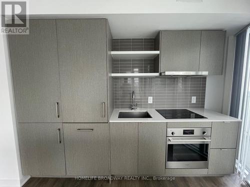 4802 - 88 Harbour Street, Toronto, ON - Indoor Photo Showing Kitchen With Upgraded Kitchen
