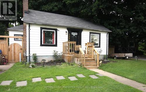 1306 Brydges Street, London, ON - Outdoor