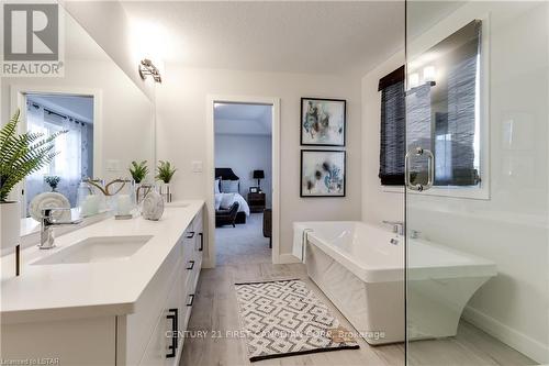 36 Rosina Lane, Zorra (Thamesford), ON - Indoor Photo Showing Bathroom