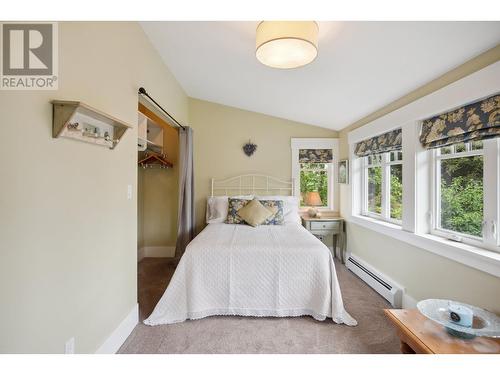 642 E 5Th Street, North Vancouver, BC - Indoor Photo Showing Bedroom