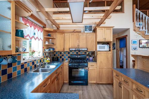 6040 Pine Ridge Road, Kaslo, BC - Indoor Photo Showing Kitchen With Double Sink