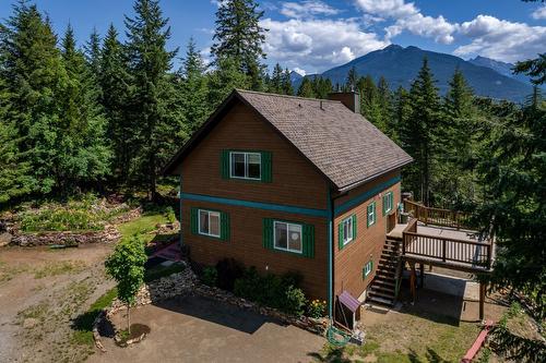 6040 Pine Ridge Road, Kaslo, BC - Outdoor