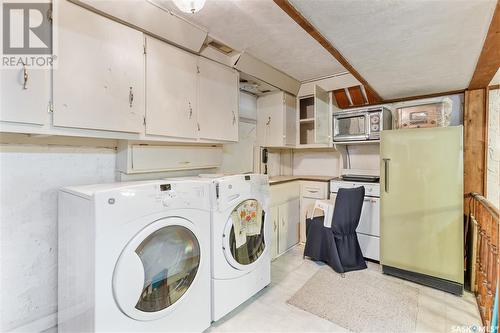 123 Plainsview Drive, Regina, SK - Indoor Photo Showing Laundry Room