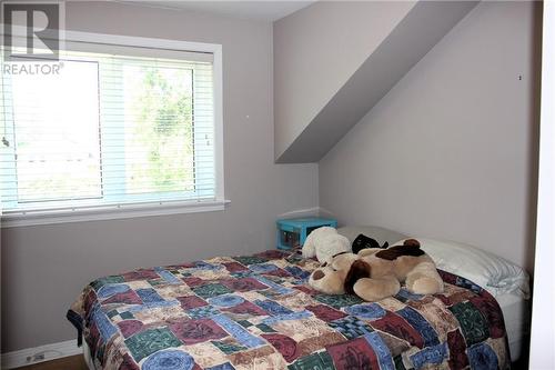 2nd level bedrooms #1 - 95 Algonquin Avenue, Long Sault, ON - Indoor Photo Showing Bedroom