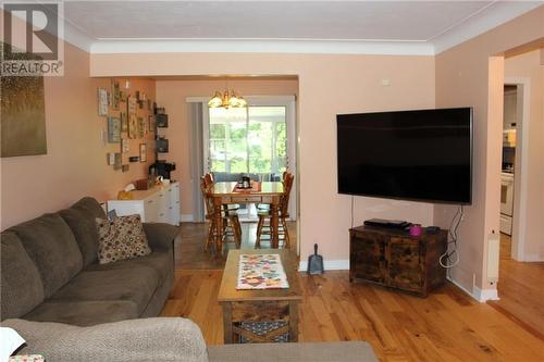 Living to dining area and patio doors to sunroom - 95 Algonquin Avenue, Long Sault, ON - Indoor Photo Showing Living Room