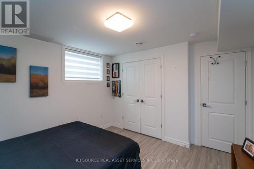 209 Summerset Place, Chatham-Kent (Chatham), ON - Indoor Photo Showing Bedroom