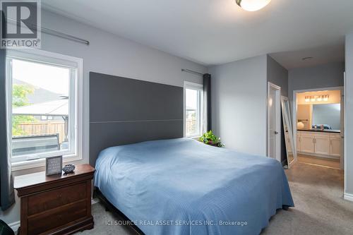 209 Summerset Place, Chatham-Kent (Chatham), ON - Indoor Photo Showing Bedroom