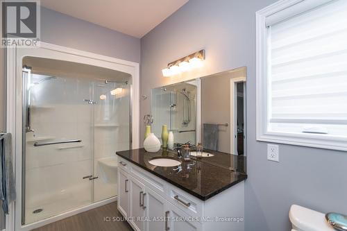 209 Summerset Place, Chatham-Kent (Chatham), ON - Indoor Photo Showing Bathroom