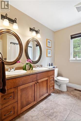 155 Richard Street, Dieppe, NB - Indoor Photo Showing Bathroom