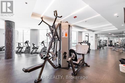 611 - 377 Madison Avenue, Toronto, ON - Indoor Photo Showing Gym Room