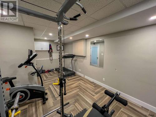 435 Hart St, Timmins, ON - Indoor Photo Showing Gym Room