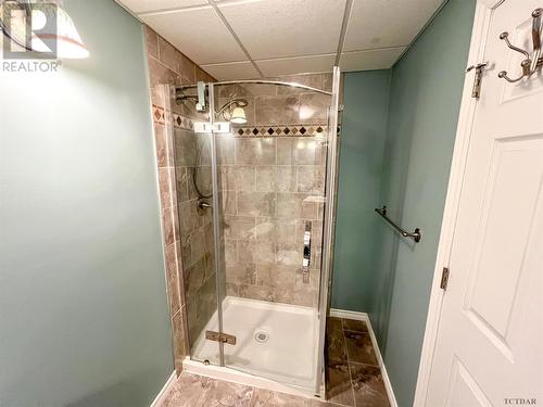 435 Hart St, Timmins, ON - Indoor Photo Showing Bathroom