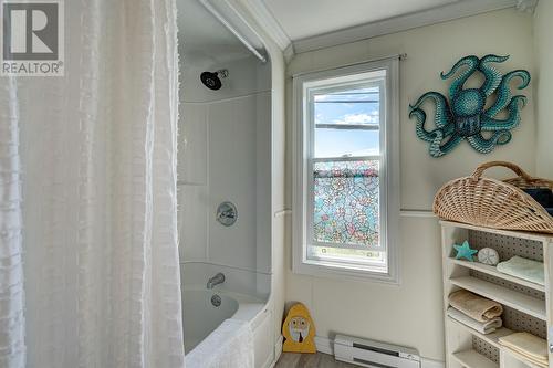 132 Water Street, Carbonear, NL - Indoor Photo Showing Bathroom