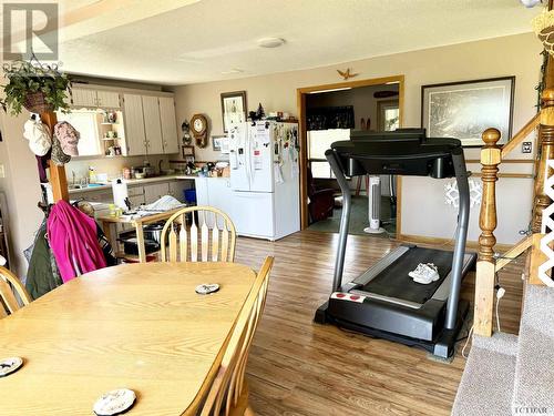 709 Junction Rd, Smooth Rock Falls, ON - Indoor Photo Showing Gym Room