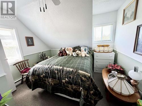 709 Junction Road, Smooth Rock Falls, ON - Indoor Photo Showing Bedroom