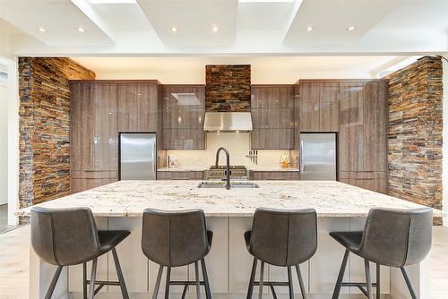 5050 Treadgold Court, Kelowna, BC - Indoor Photo Showing Kitchen With Upgraded Kitchen