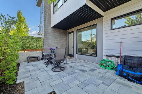 3-852 Stockwell Avenue, Kelowna, BC - Outdoor With Deck Patio Veranda With Exterior