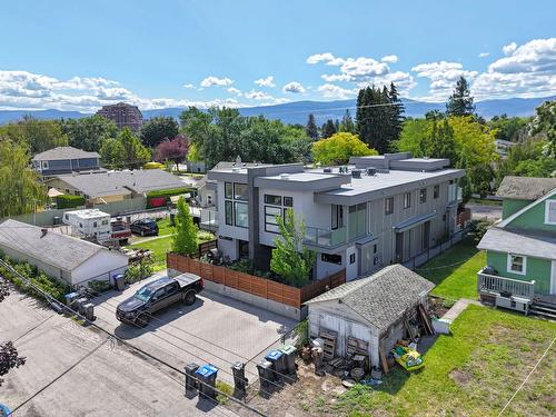 3-852 Stockwell Avenue, Kelowna, BC - Outdoor With View