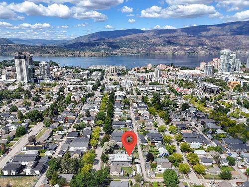 3-852 Stockwell Avenue, Kelowna, BC - Outdoor With Body Of Water With View