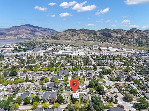 3-852 Stockwell Avenue, Kelowna, BC - Outdoor With View