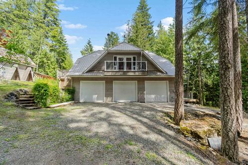 8475 Squilax-Anglemont Road, Anglemont, BC - Outdoor