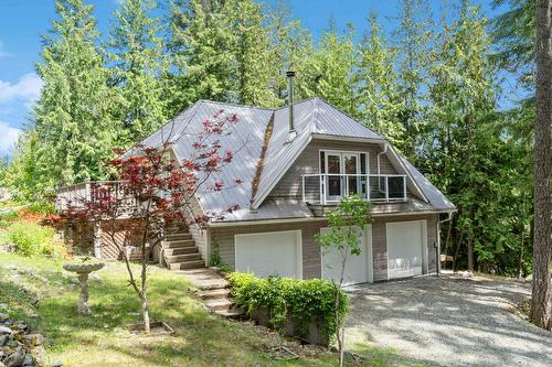 8475 Squilax-Anglemont Road, Anglemont, BC - Outdoor