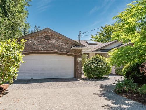 1242 Pintail Dr, Qualicum Beach, BC 