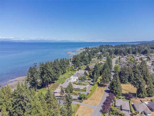 1242 Pintail Dr, Qualicum Beach, BC 