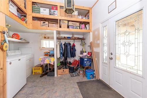 3049 Hornsberger Road, Salmon Arm, BC - Indoor Photo Showing Laundry Room