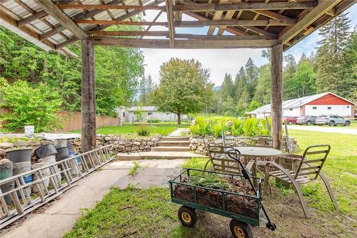 3049 Hornsberger Road, Salmon Arm, BC - Outdoor