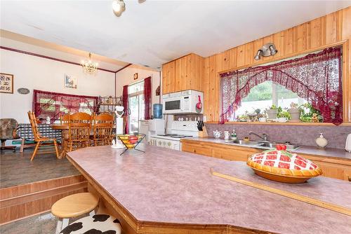 3049 Hornsberger Road, Salmon Arm, BC - Indoor Photo Showing Other Room