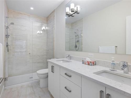 506-91 Chapel St, Nanaimo, BC - Indoor Photo Showing Bathroom