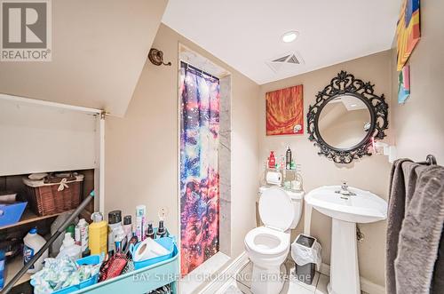 240 Pellatt Avenue, Toronto W04, ON - Indoor Photo Showing Bathroom