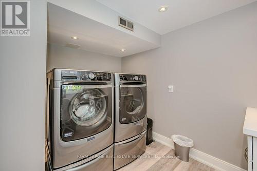 2455 Pebblestone Court, Oakville, ON - Indoor Photo Showing Laundry Room