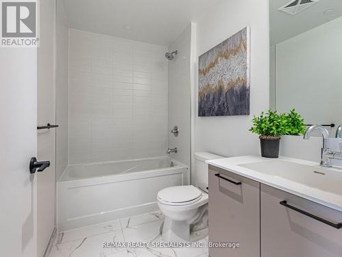 407 - 10 Lagerfeld Drive, Brampton, ON - Indoor Photo Showing Bathroom