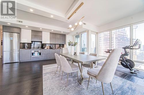 3105 - 8 The Esplanade, Toronto C08, ON - Indoor Photo Showing Dining Room