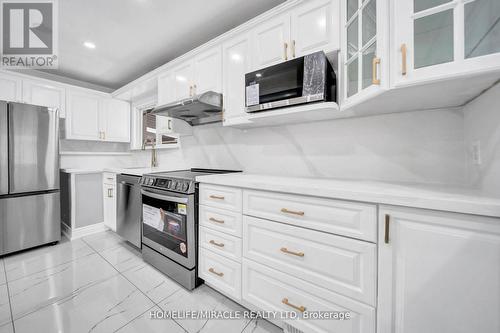 44 Birkdale Road, Toronto E09, ON - Indoor Photo Showing Kitchen