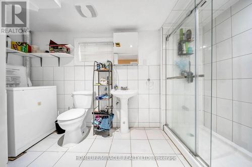 44 Birkdale Road, Toronto E09, ON - Indoor Photo Showing Bathroom