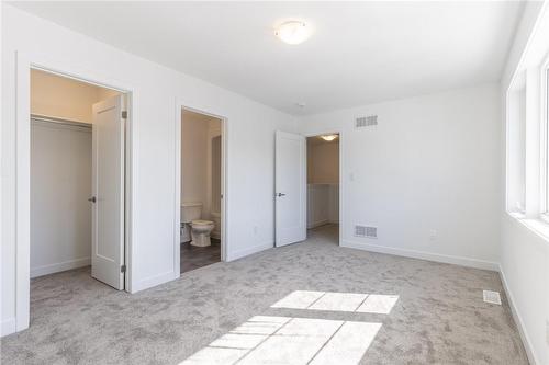 Primary Bedroom with Walk-in Closet & Ensuite 4 pce. bathroom - 4263 Fourth Avenue|Unit #821, Niagara Falls, ON - Indoor