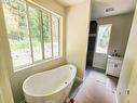 2801 Harlow Road, Nelson, BC  - Indoor Photo Showing Bathroom 