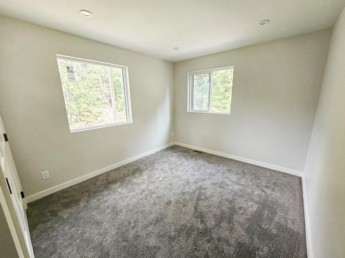 2801 Harlow Road, Nelson, BC - Indoor Photo Showing Other Room