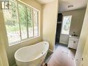 2801 Harlow  Road, Nelson, BC  - Indoor Photo Showing Bathroom 