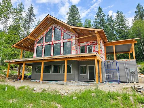 2801 Harlow Road, Nelson, BC - Outdoor With Deck Patio Veranda