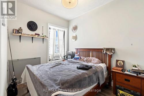 145 Pinnacle Street, Belleville, ON - Indoor Photo Showing Bedroom