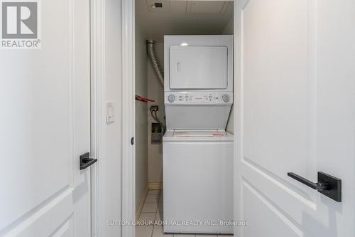 1817 - 18 Sommerset Way, Toronto C14, ON - Indoor Photo Showing Laundry Room