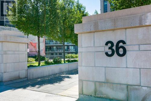 2310 - 36 Park Lawn Road, Toronto W06, ON - Outdoor